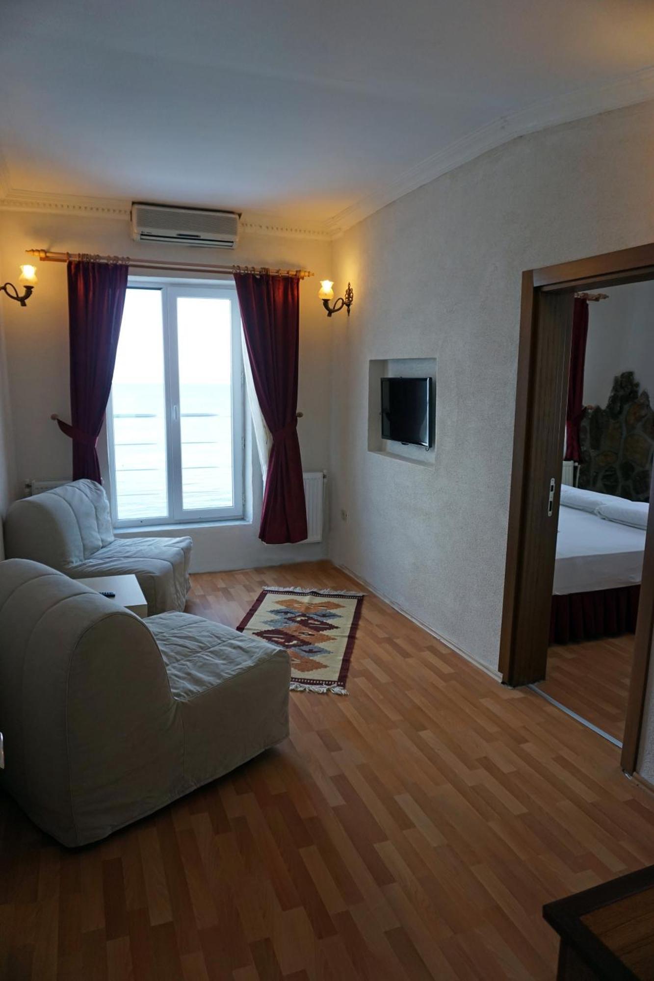 Aqua Boss Hotel Eceabat Buitenkant foto