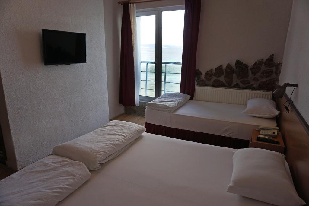Aqua Boss Hotel Eceabat Buitenkant foto